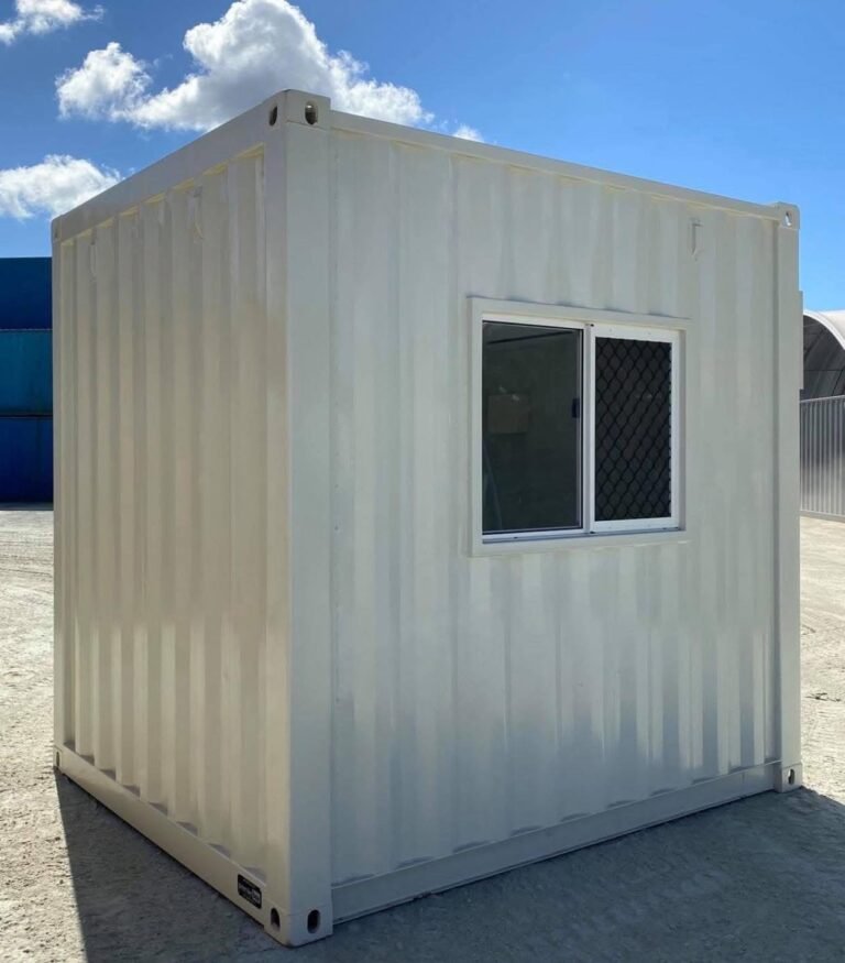 10ft Kantoorcontainer – Witte Container Cabin met Airconditioning en Raam - Afbeelding 4